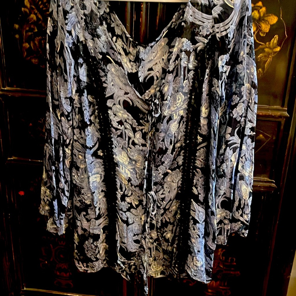 Vintage Alexander Brown rayon Georgette one size blouse with lace